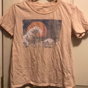 peach wave graphic tee